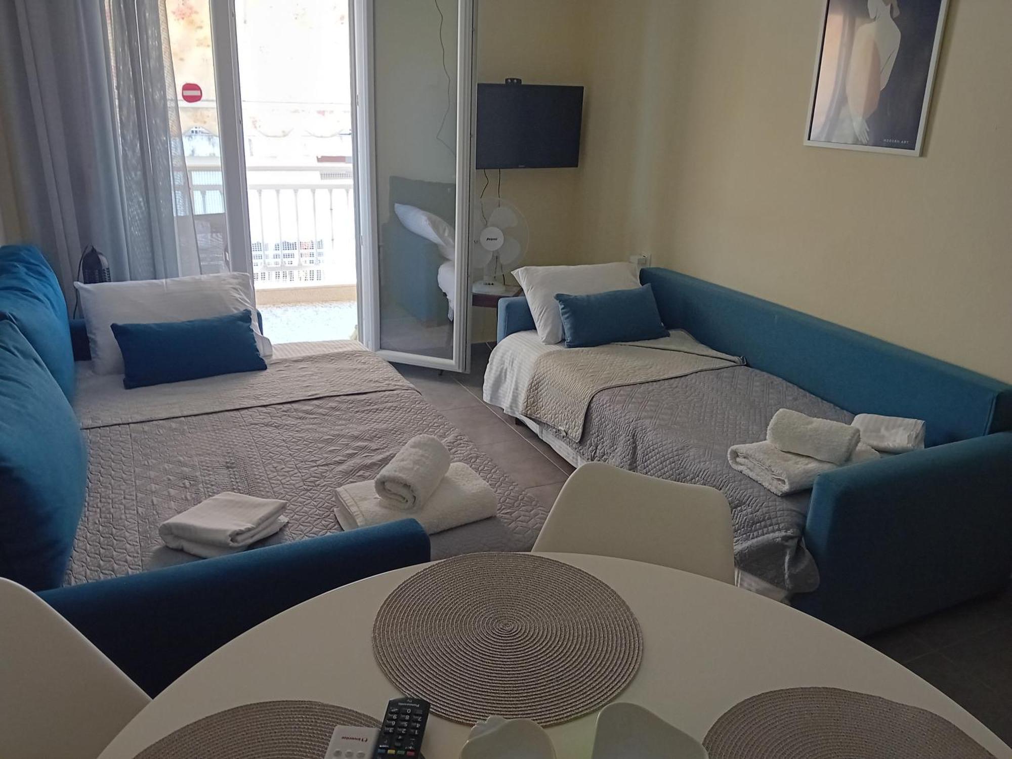 Sea Apartment Néa Péramos Екстериор снимка