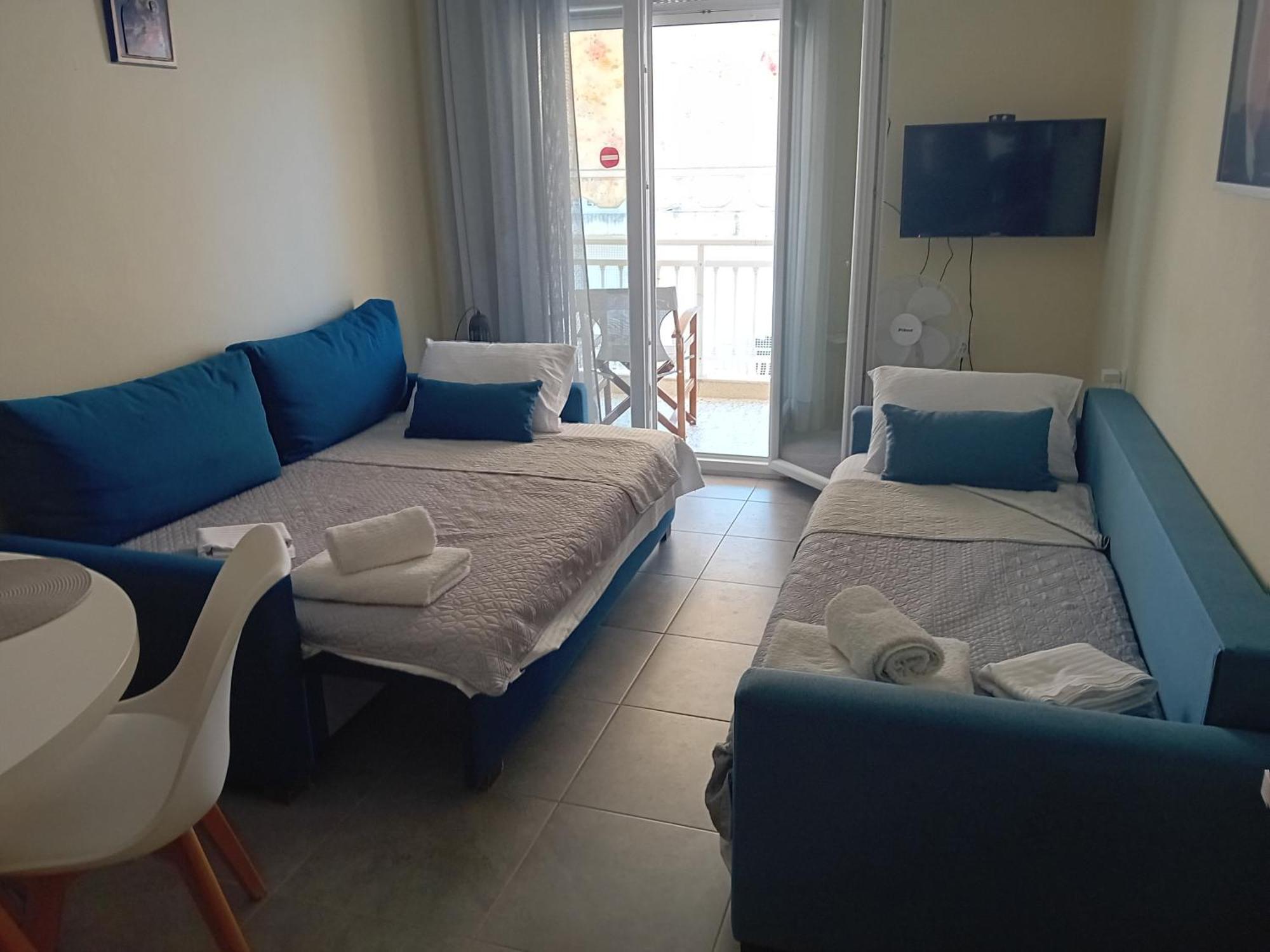 Sea Apartment Néa Péramos Екстериор снимка