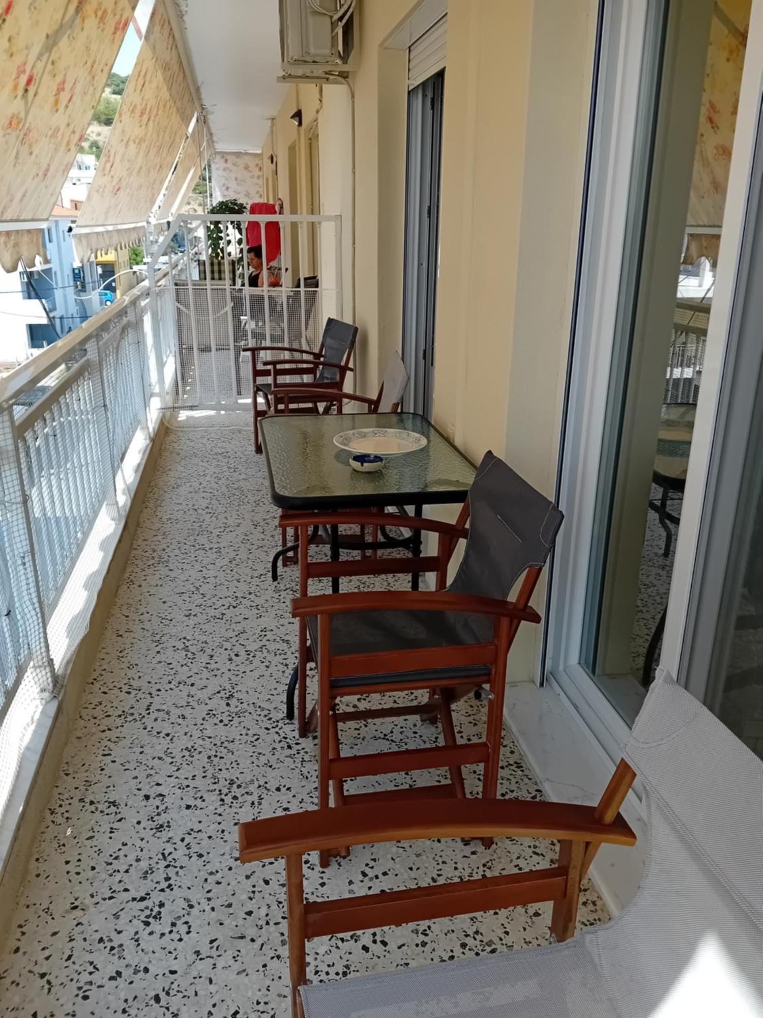 Sea Apartment Néa Péramos Екстериор снимка